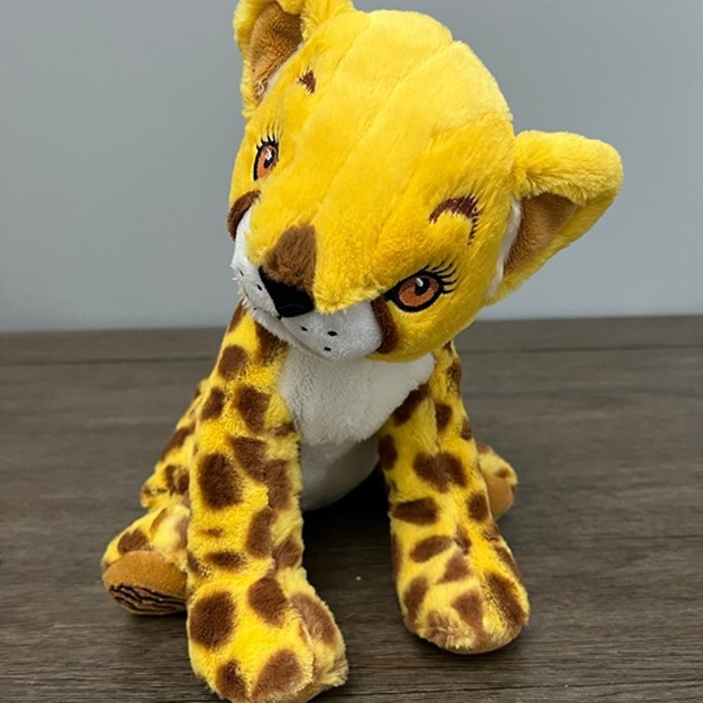 Girl Scout Cookies Little Brownie Bakers Cheetah Plush Spotted Yellow Cat Amaze